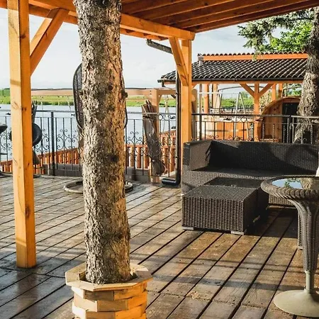 빌라 стилни и луксозни за разпускане Malo Buchino